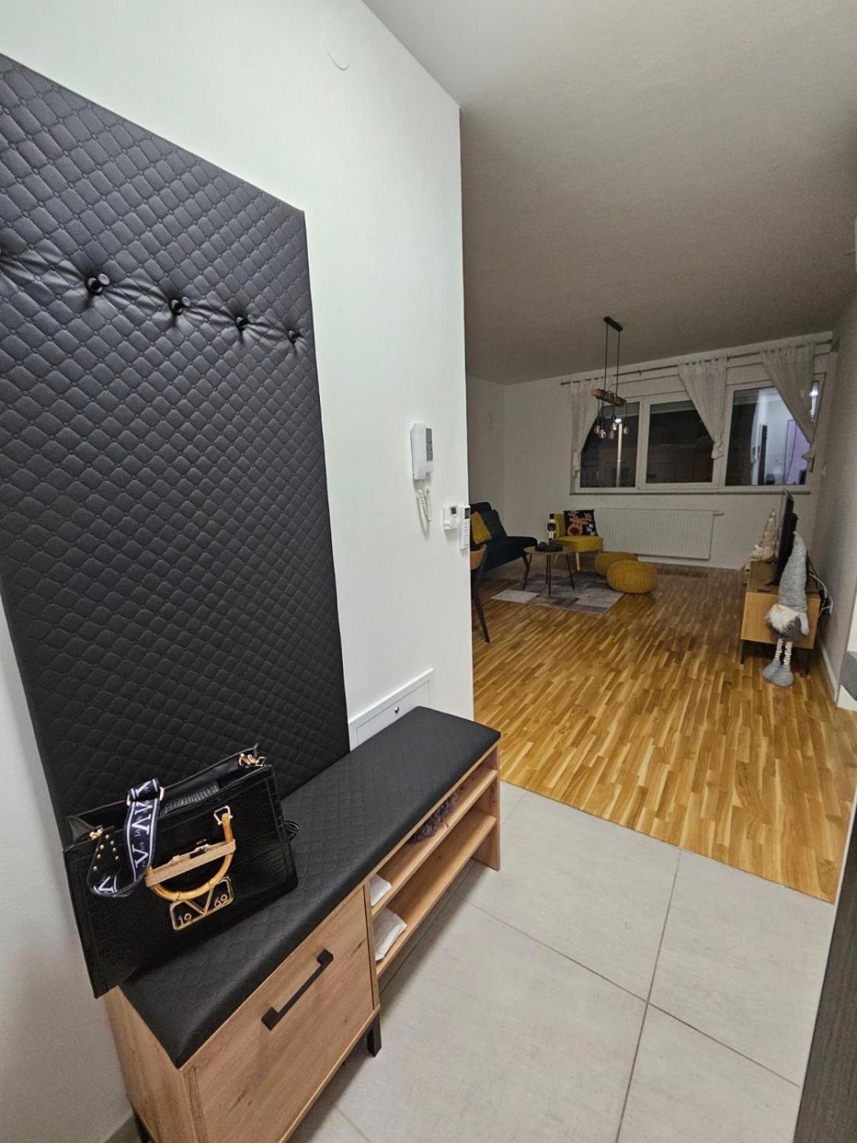 4 Star Apartment